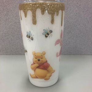 30 oz Winnie the Pooh tumbler